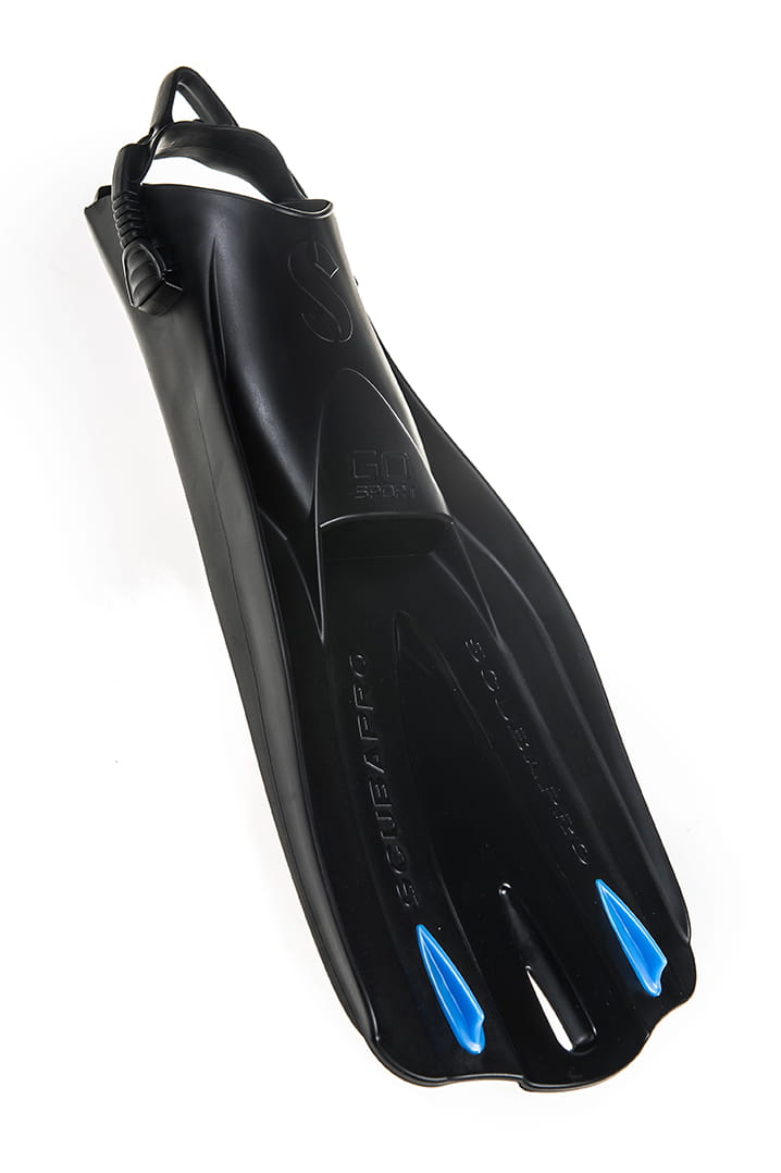 go_sport_-_black_-_blue_skeg_-_isometric Scubapro Go Sport Geräteflossen